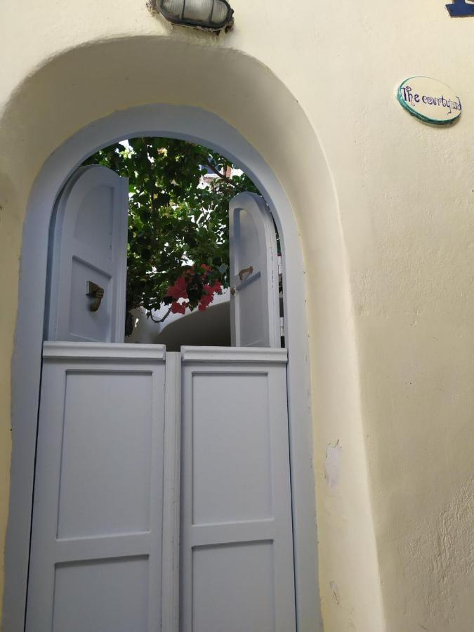 Barbarossa Suites Emporio (Santorini) Exterior foto