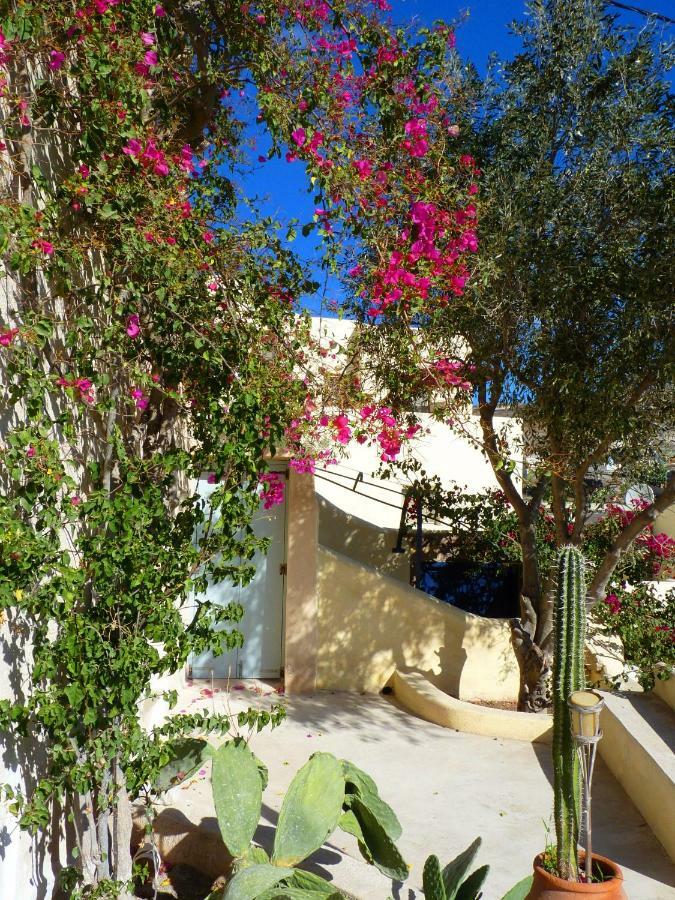 Barbarossa Suites Emporio (Santorini) Exterior foto